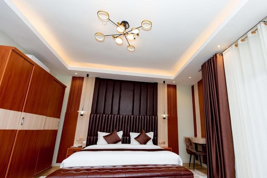 Classic Standard Room thumbnail 3